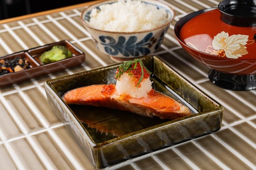 Silver salmon price set meal